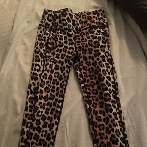 7/8 cheetah leggings